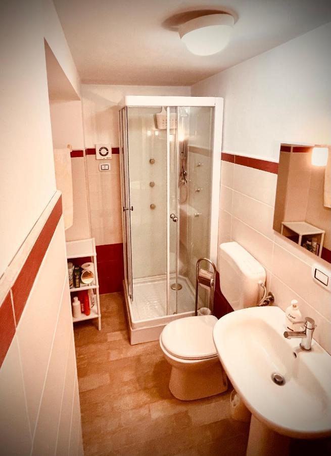 Casa Vacanza Gelsomino 칼라고노네 외부 사진