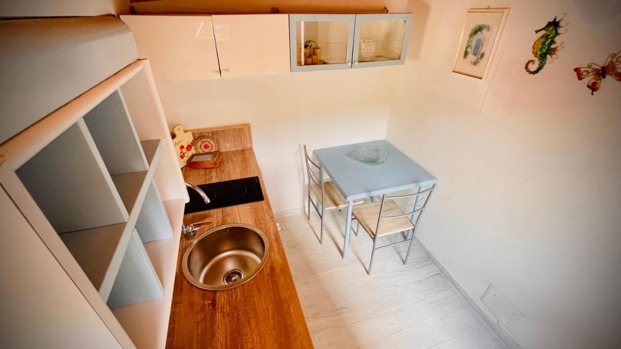 Casa Vacanza Gelsomino 칼라고노네 외부 사진